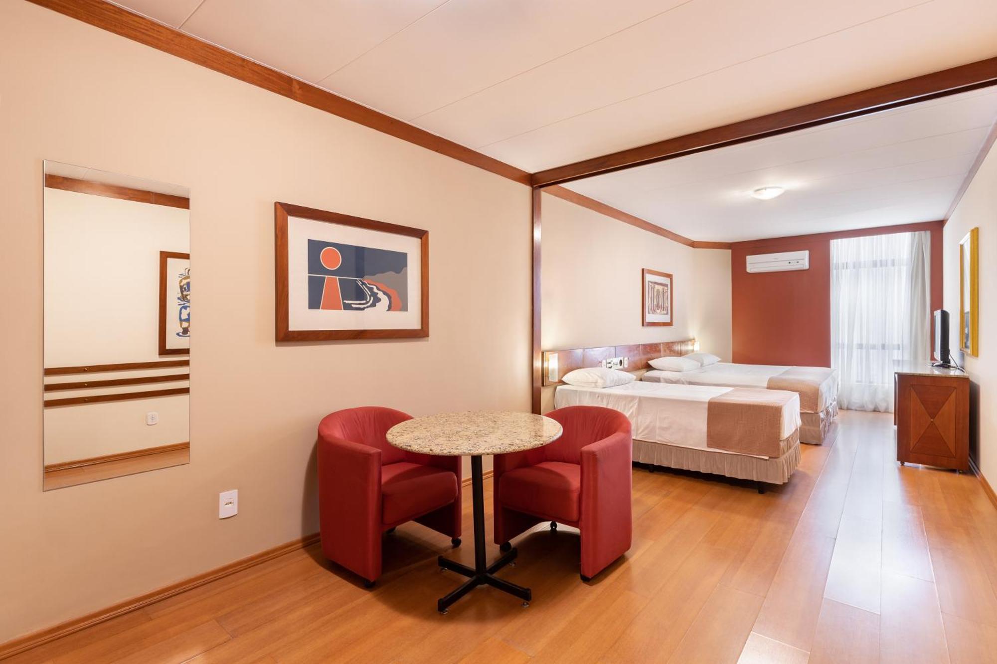 Hotel Crystal Londrina Eksteriør billede