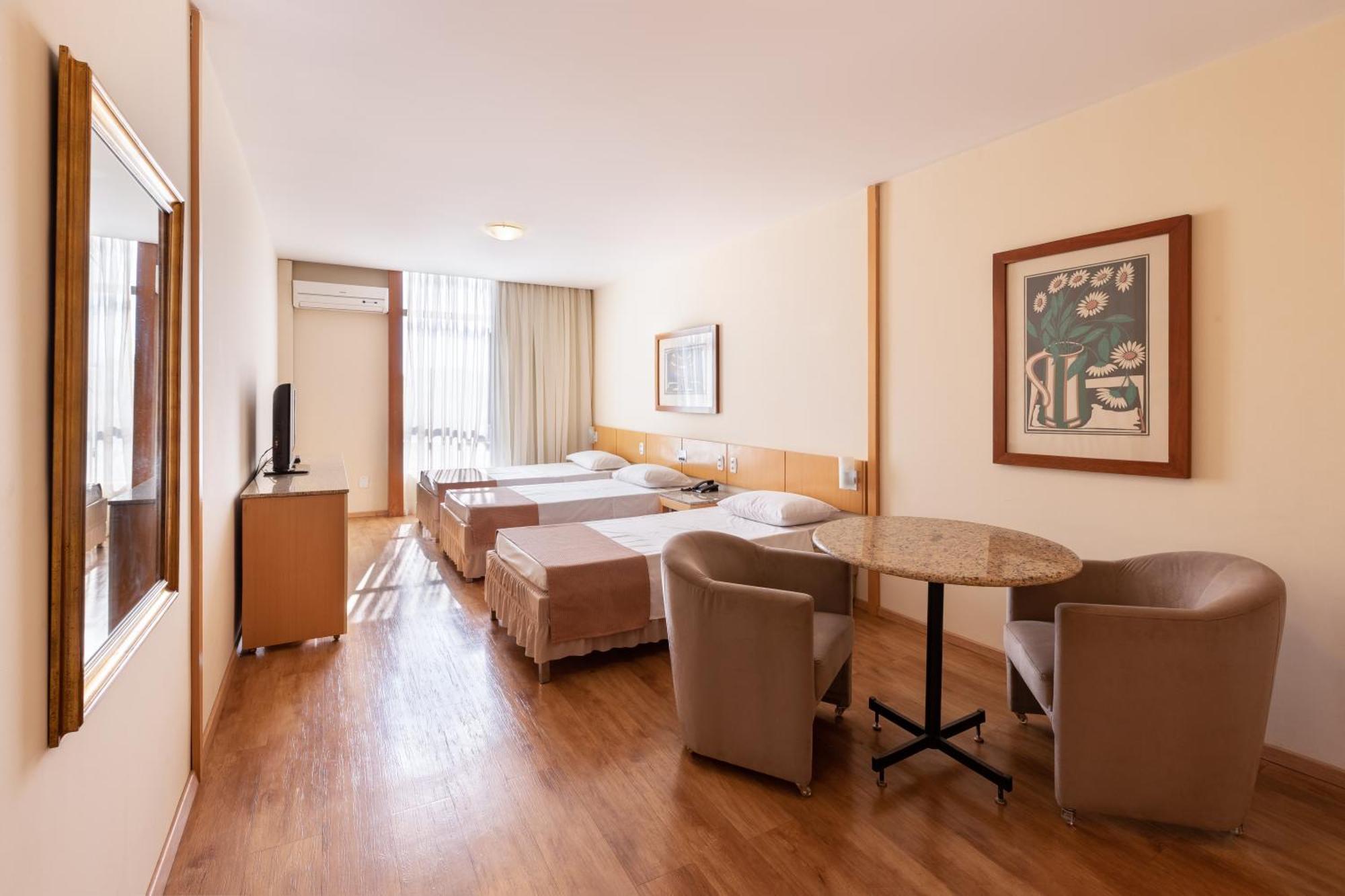 Hotel Crystal Londrina Eksteriør billede