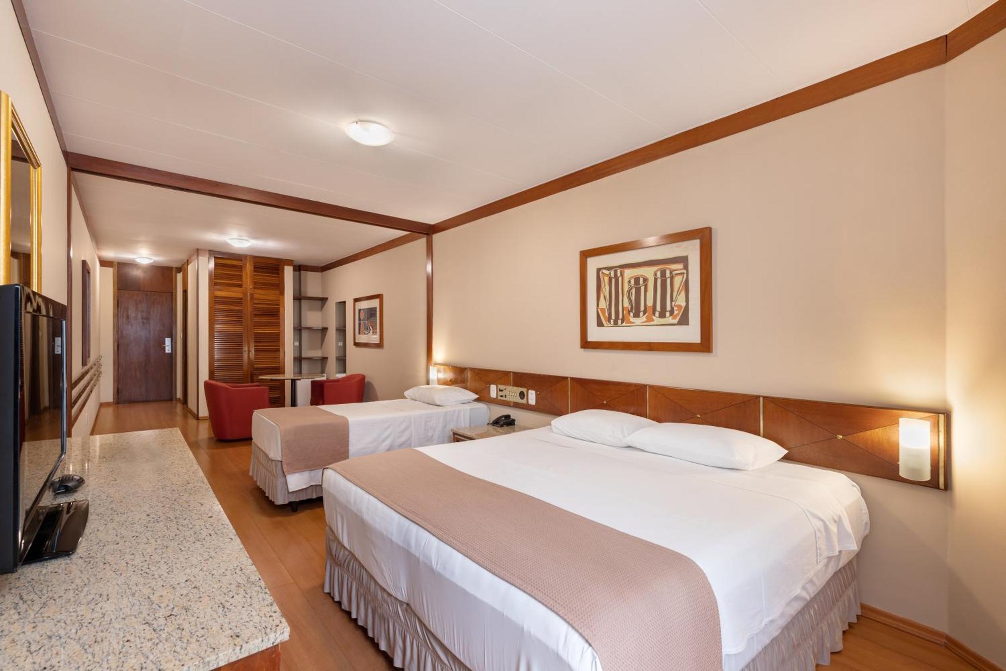 Hotel Crystal Londrina Eksteriør billede
