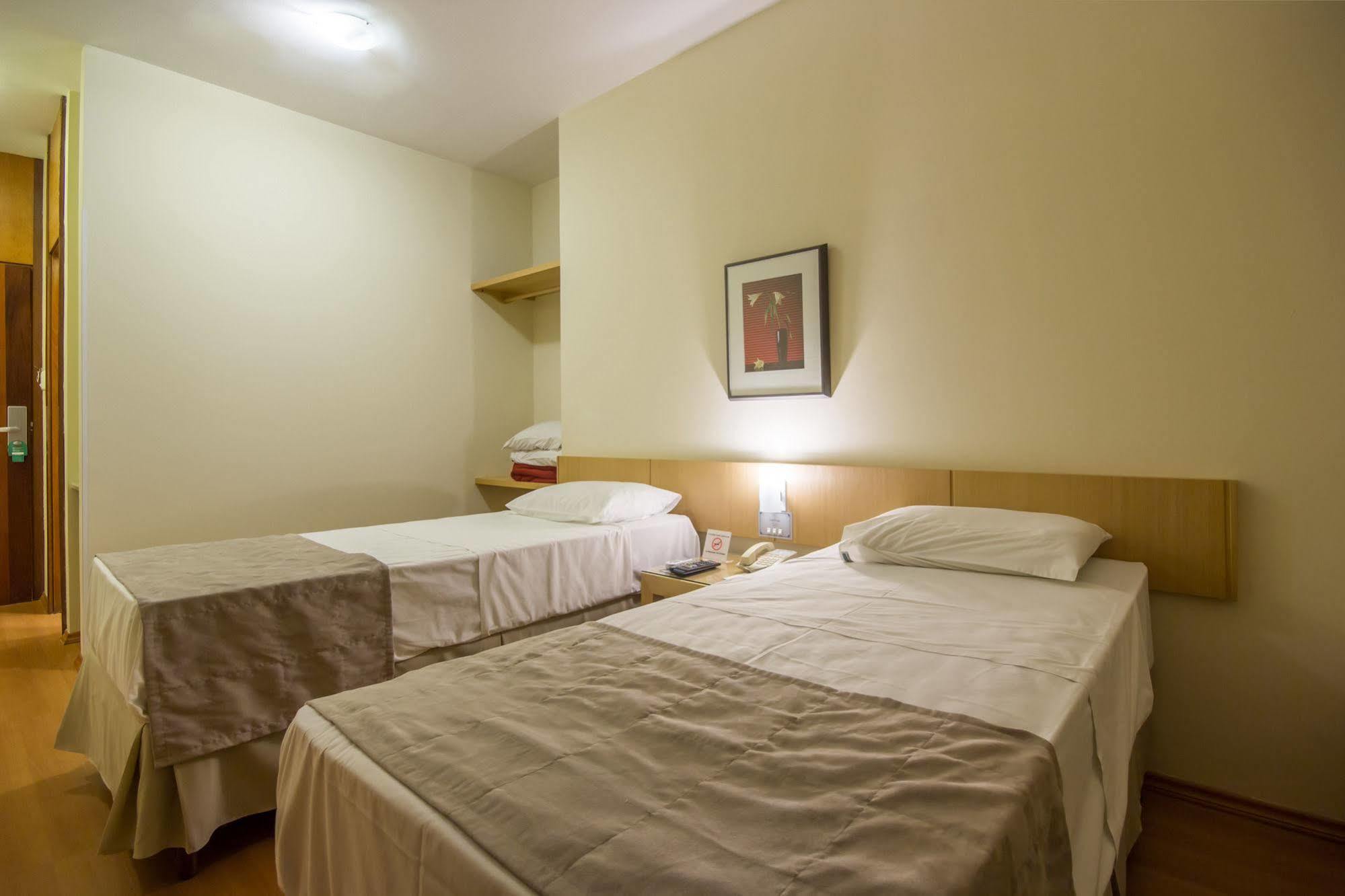 Hotel Crystal Londrina Eksteriør billede